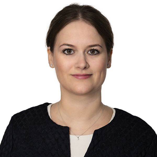 Dr. Inka Knappertsbusch
